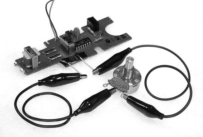 Pot substitute for a clock resistor