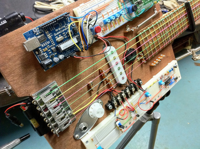 Breadboard Guitar, KUBOTA Akihiro