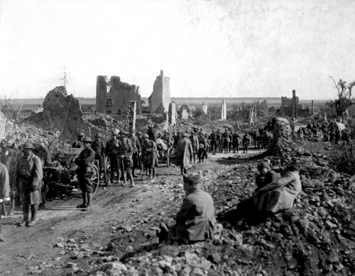 The 18th Infantry, Machine Gun Battalion advancing toward St. Mihiel a day after the battle began