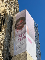 Ein-Monument-der-Humanitaet