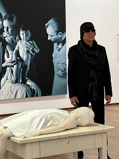 Rekord-fuer-Gottfried-Helnwein-Star-Kuenstler-lockte-300.000-Menschen-in-die-Wiener-Albertina