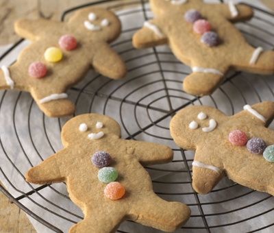 recipes for biscuits baking made easy christmas gingerbread men nestl carnation - Christmas Gingerbread recipes for biscuits baking made easy christmas gingerbread men nestl carnation - Christmas Gingerbread