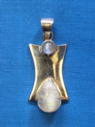 Rainbow Moonstone Pendant, £25.00 inc. FREE postage.
