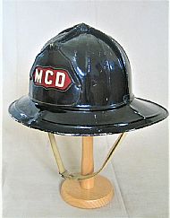 700 'Streamliner' NY pre 47', Milton Civil Defense/FD Auxiliary, MA.