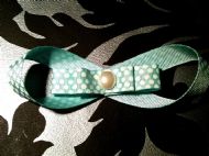 4in x 1in green bow with white polka dots
