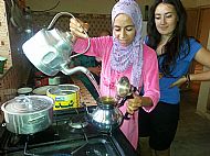 Making Moroccan mint tea