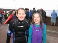 A shivering Grace & Lauren