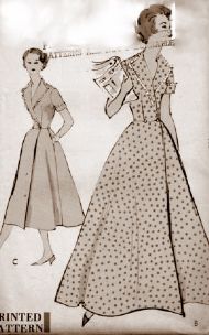 1950 full skirted dressing gown