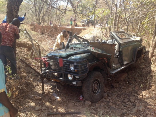 pdc uk - donation for landrover fund