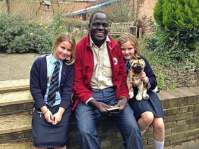 award-winning pdc tracker jealous mpofu visits bishop gilpin school wimbledon