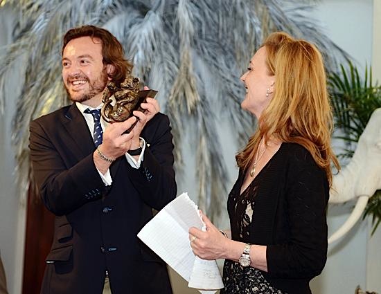  patrick mavros being presented with a thank you for hosting the event by sharon miller