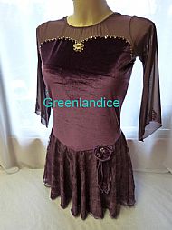 Sophie design in Aubergine