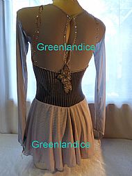 Mae design in Grey Back View