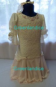 Sarah design in Vanilla/Apricot