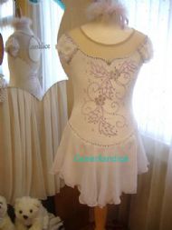 Kimmie Design in White
