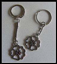 E1 ROSE KEYRING