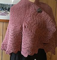 Shetland shawl - pink