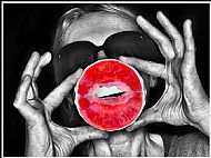 'Monster Lips' Simon Larson