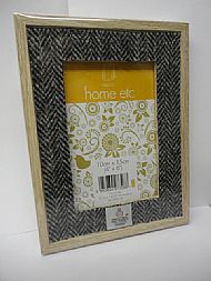 Wood Effect photo frame lined with Harris Tweed.