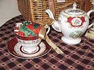 Tea cup pin cushion £7.99
