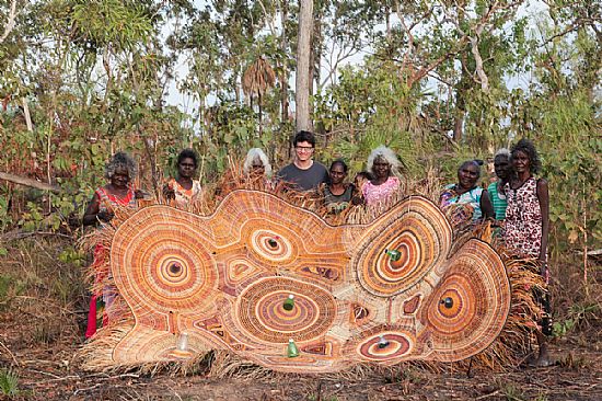 weaving from waste - traditional fibres and pet