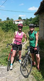 Girls head out for Covadonga