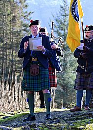 Niall Archibald reciting Psalm 121 in Gaelic