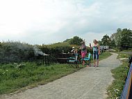 BBQ on the towpath