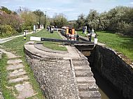 busy at 3 pigeons lock