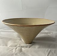 Conical shino bowl