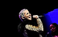 Christine Sparks at O2