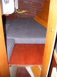 Aft Cabin (2)