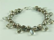 FRESH WATER PEARLS WITH CRYSTAL POLYGON BEADS IN SILVER