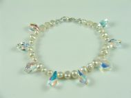 FRESH WATER PEARLS WITH CRYSTAL POLYGON BEADS IN WHITE