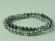 SET OF 2 PEARL & CRYSTAL BRACELETS ON ELASTIC IN MIXED GREYS