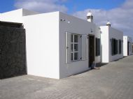 Villa Jessica Off Road Parking