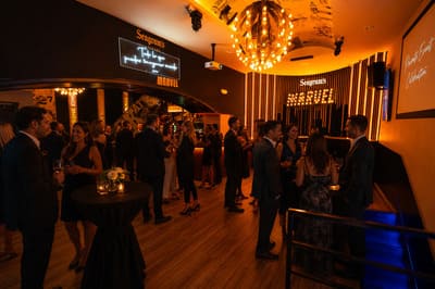 Discoteca para eventos privados con catering en Madrid - Marvel