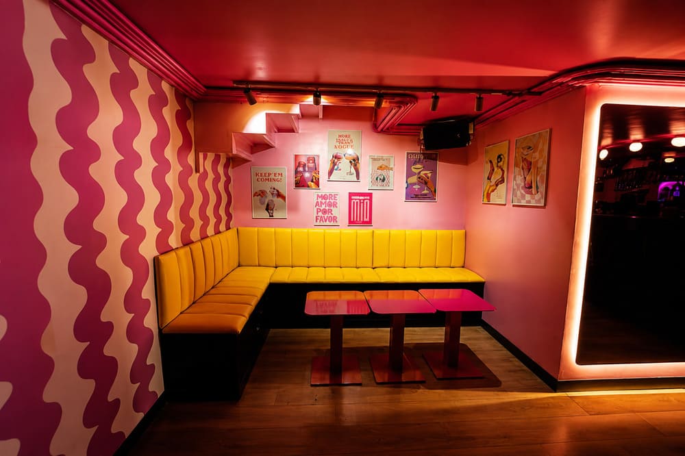 Reservados para celebrar fiestas privadas a mediodia Madrid - Pizpireta bar