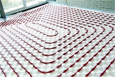 Radiacyjne podłogi chłodzące  