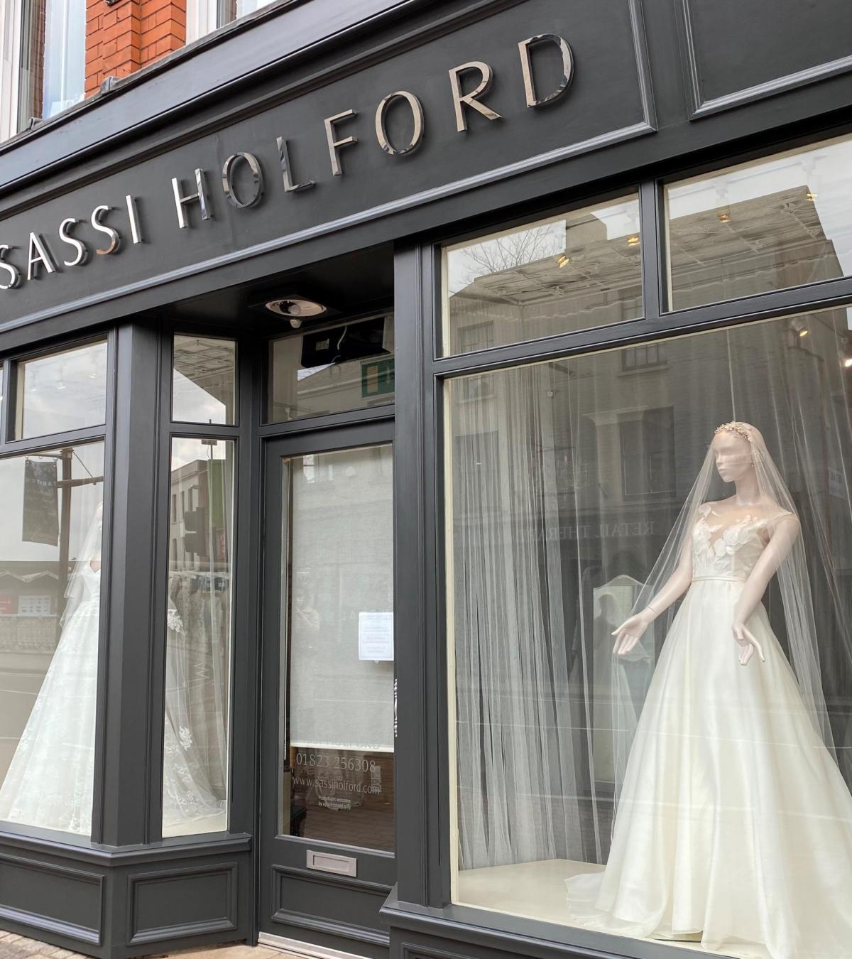 SASSI HOLFORD TAUNTON STORE FRONT