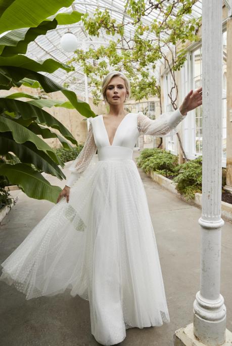 Sassi Holford | Iris Bridal Gown | Made 