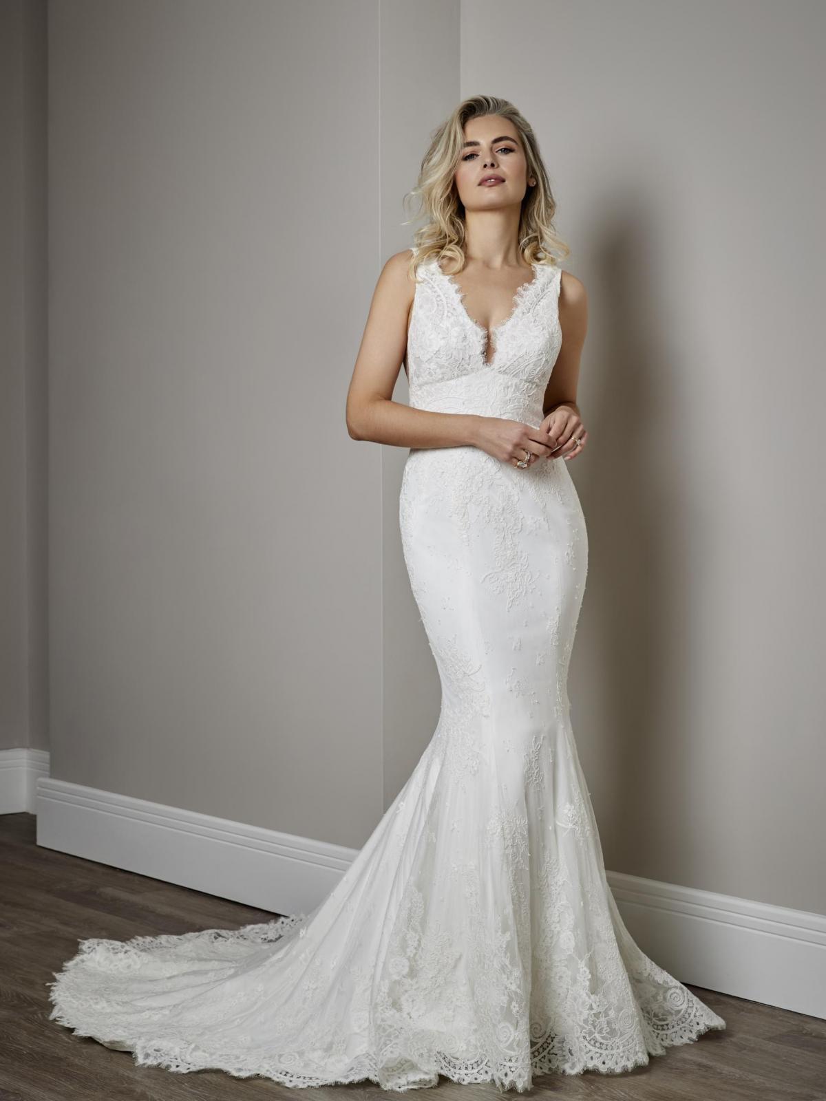 Sassi Holford | Valentina Bridal Gown ...