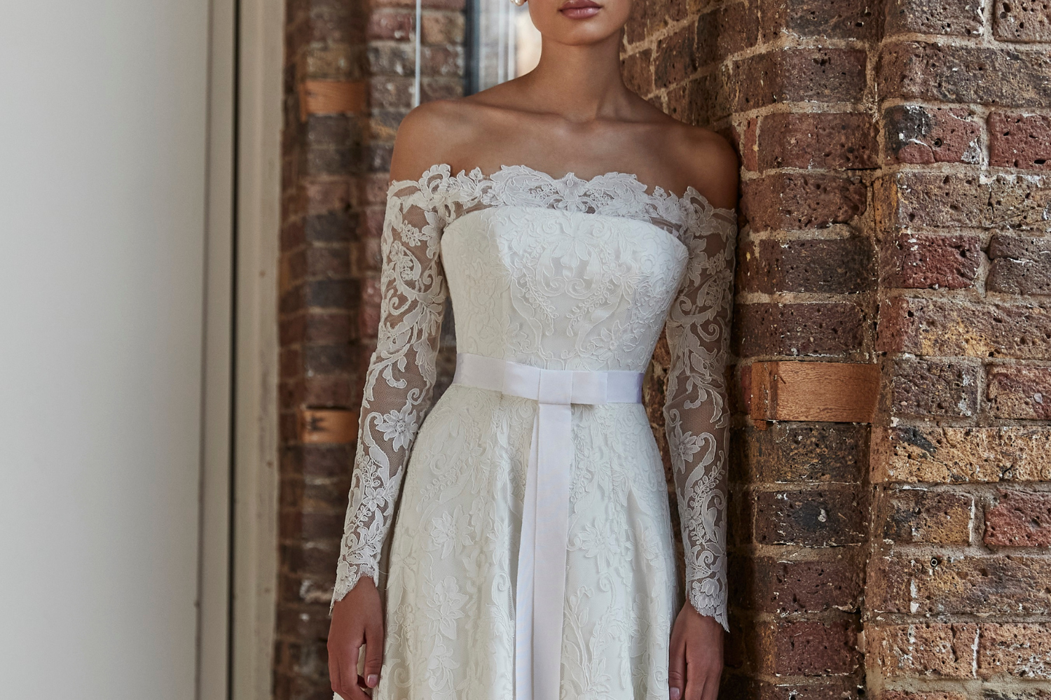 SASSI HOLFORD GABRIELLE WEDDING GOWN