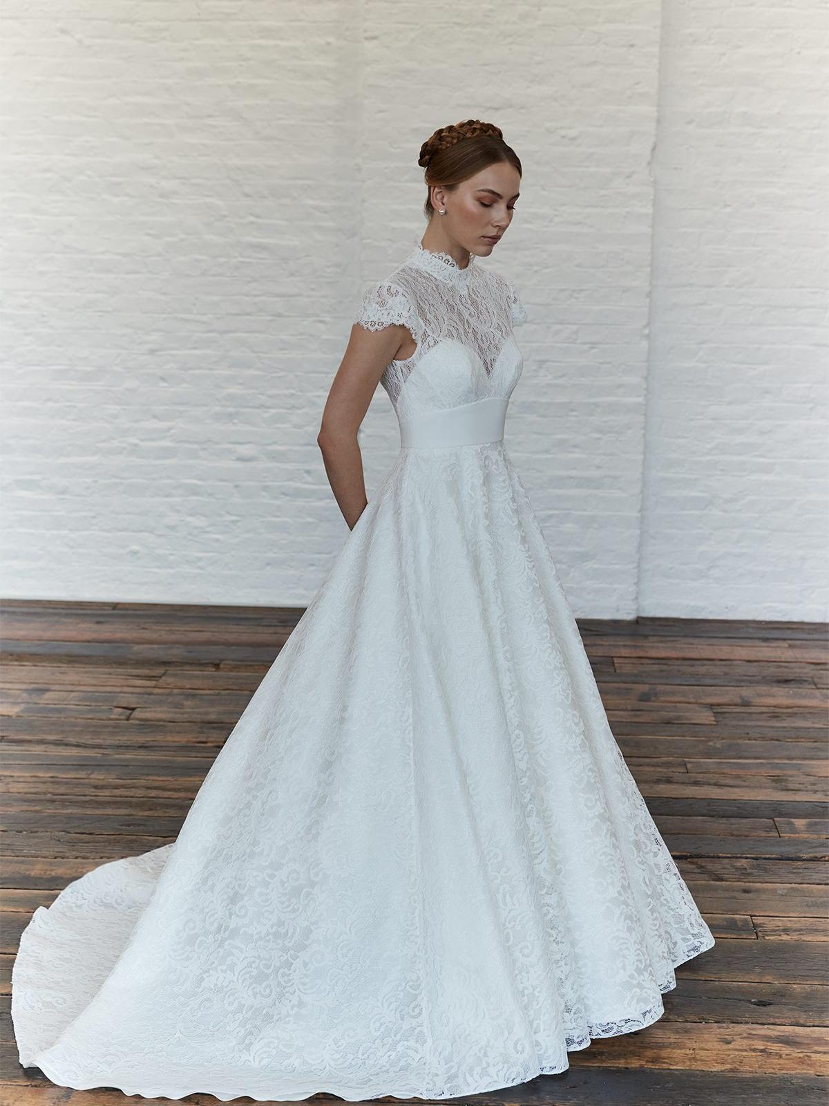 SASSI HOLFORD GEORGIE WEDDING DRESS