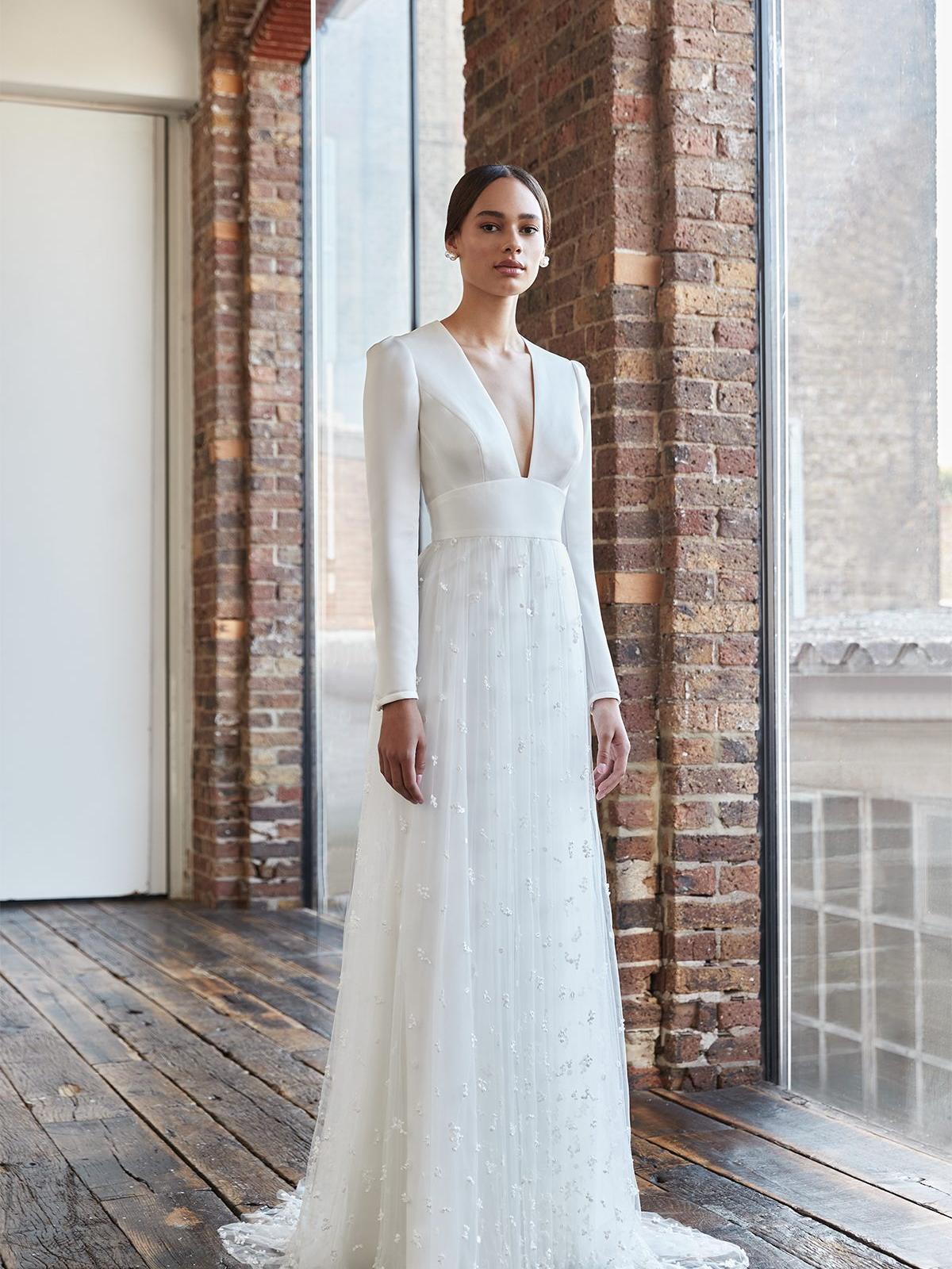 SASSI HOLFORD RIVA WEDDING DRESS