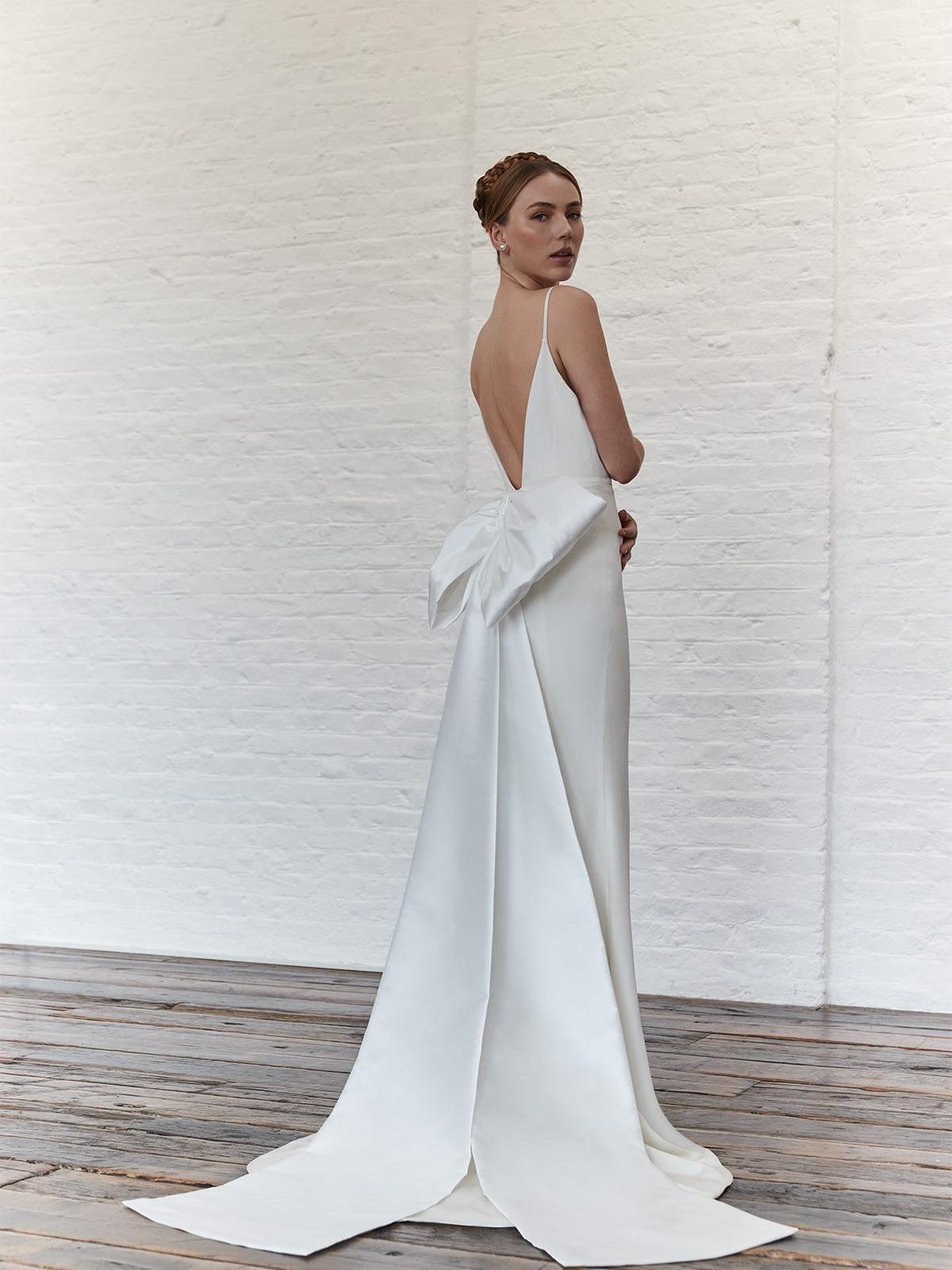 SASSI HOLFORD SERENA BOW WEDDING ACCESSORY
