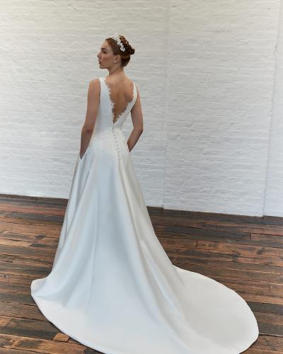 SASSI HOLFORD VIOLET WEDDING DRESS