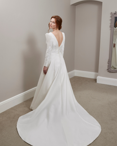 Sassi Holford Tamsin Long Sleeve Wedding Dress