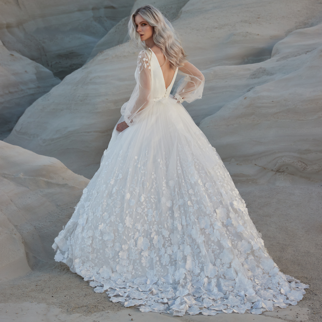 Sassi Holford British Fashion & Wedding Dress Designer UK