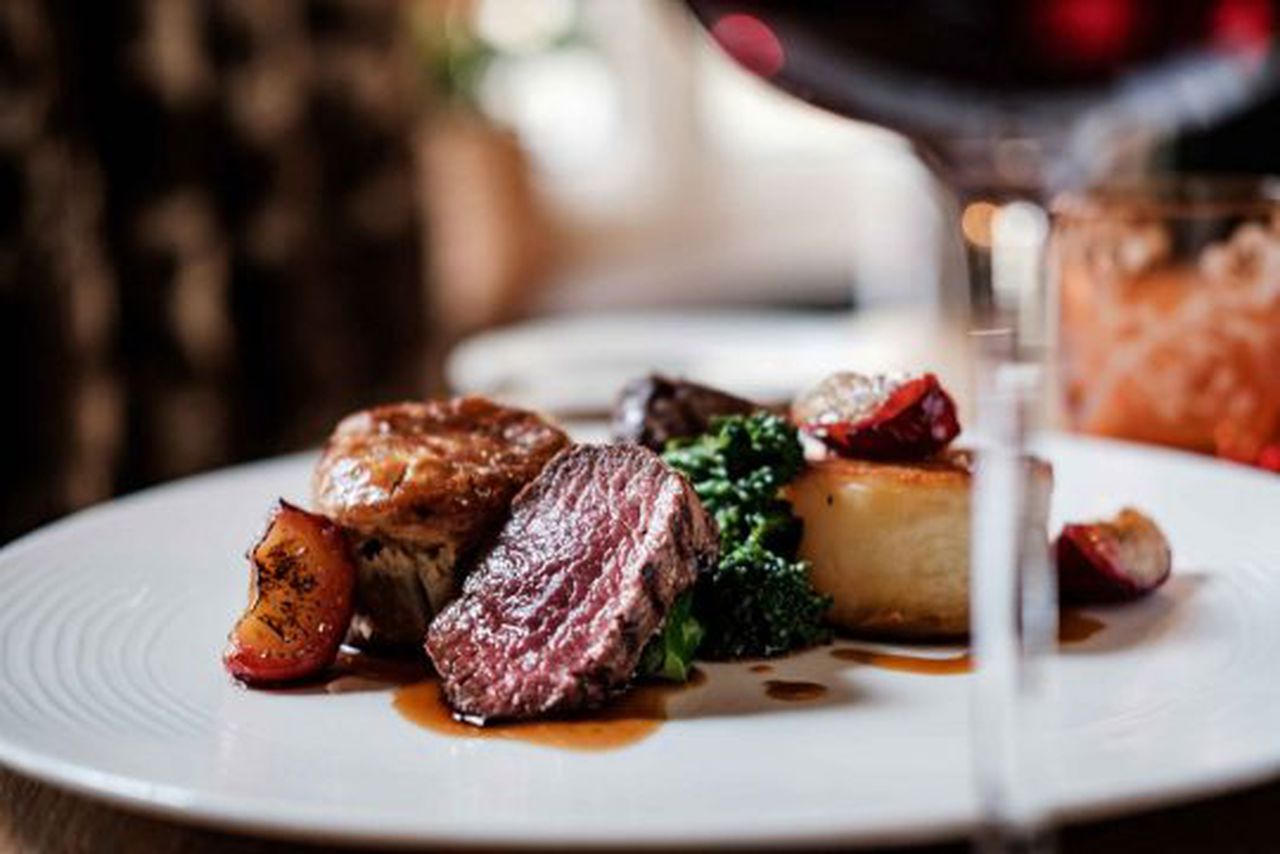 Where to get the best Sunday lunch in the Cotswolds Sawday's